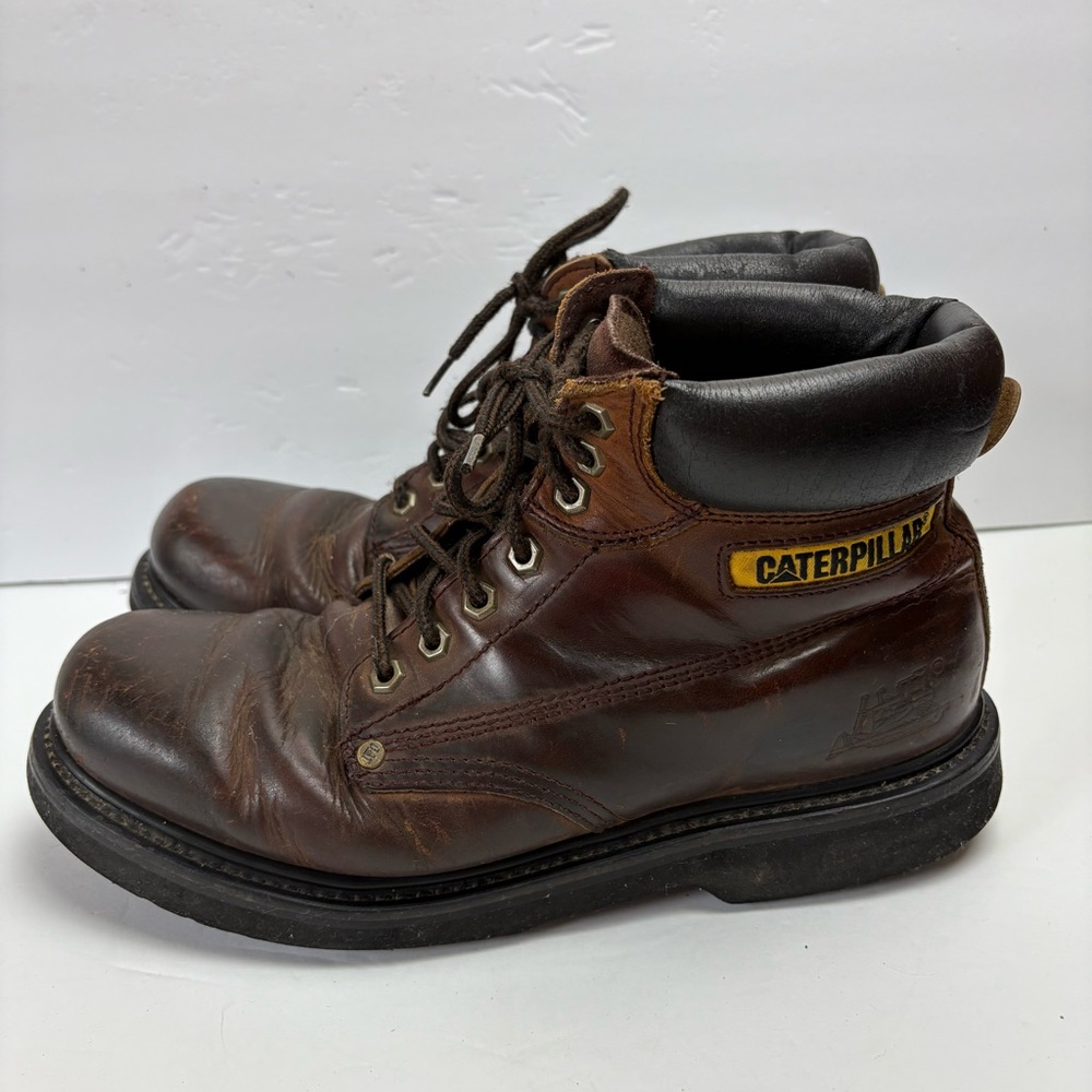Caterpillar Brown Leather Work Boots with Black Sole Mens size 12 77224
